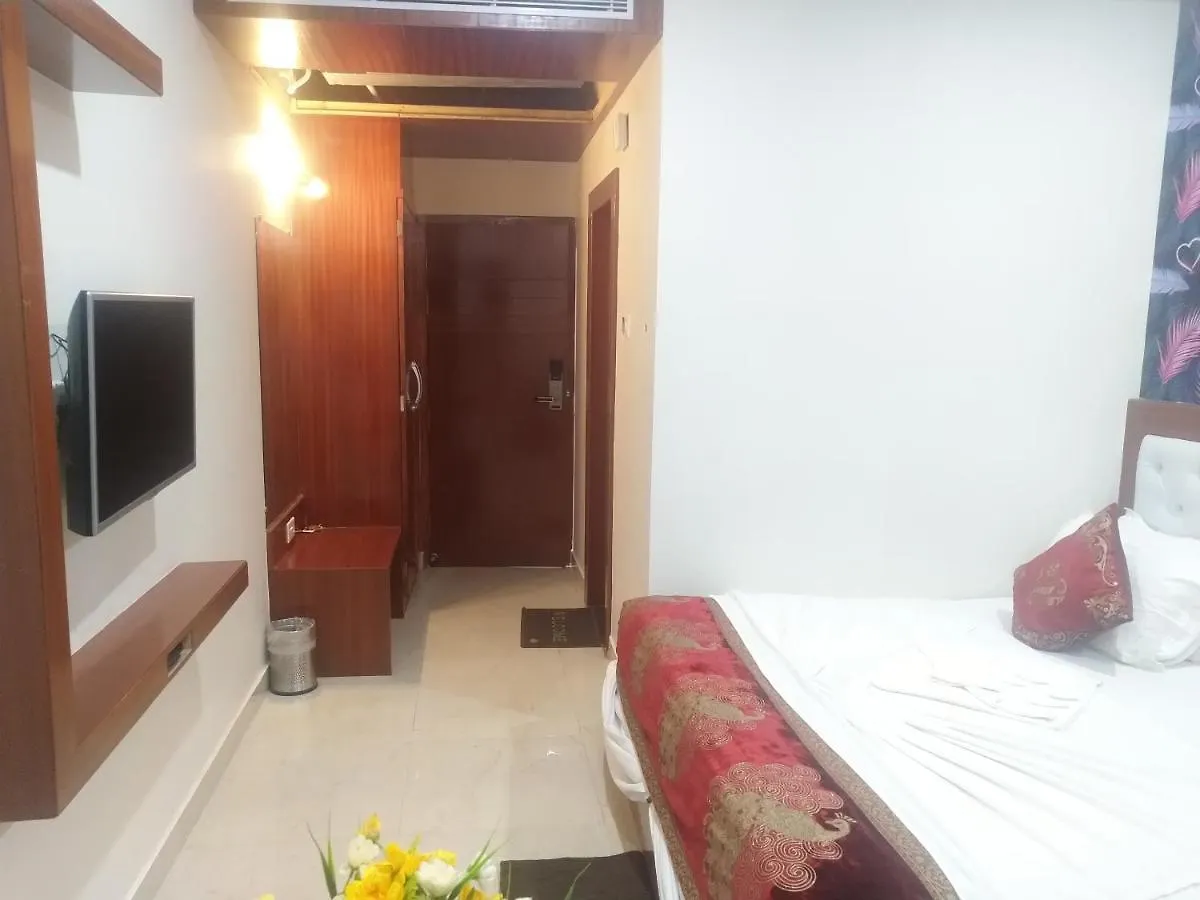 Hotel Midcity Varanasi India